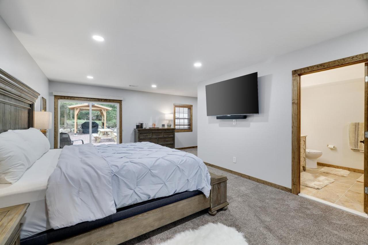 Whiskey Pines Retreat! Single Level Home, Outdoor Firepit, Ac, Bbq! Sleeps 9 In Lake Harmony! 외부 사진