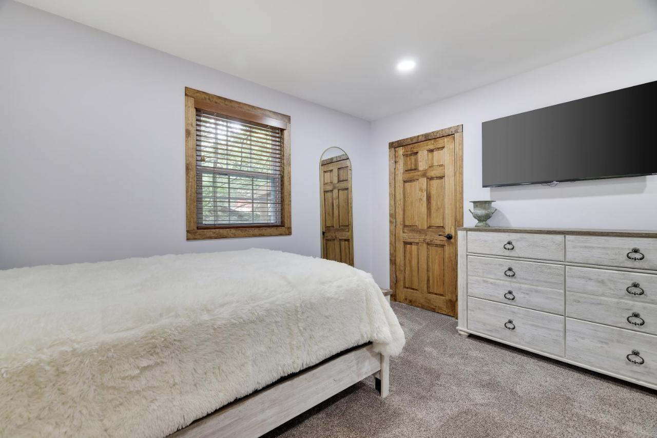Whiskey Pines Retreat! Single Level Home, Outdoor Firepit, Ac, Bbq! Sleeps 9 In Lake Harmony! 외부 사진