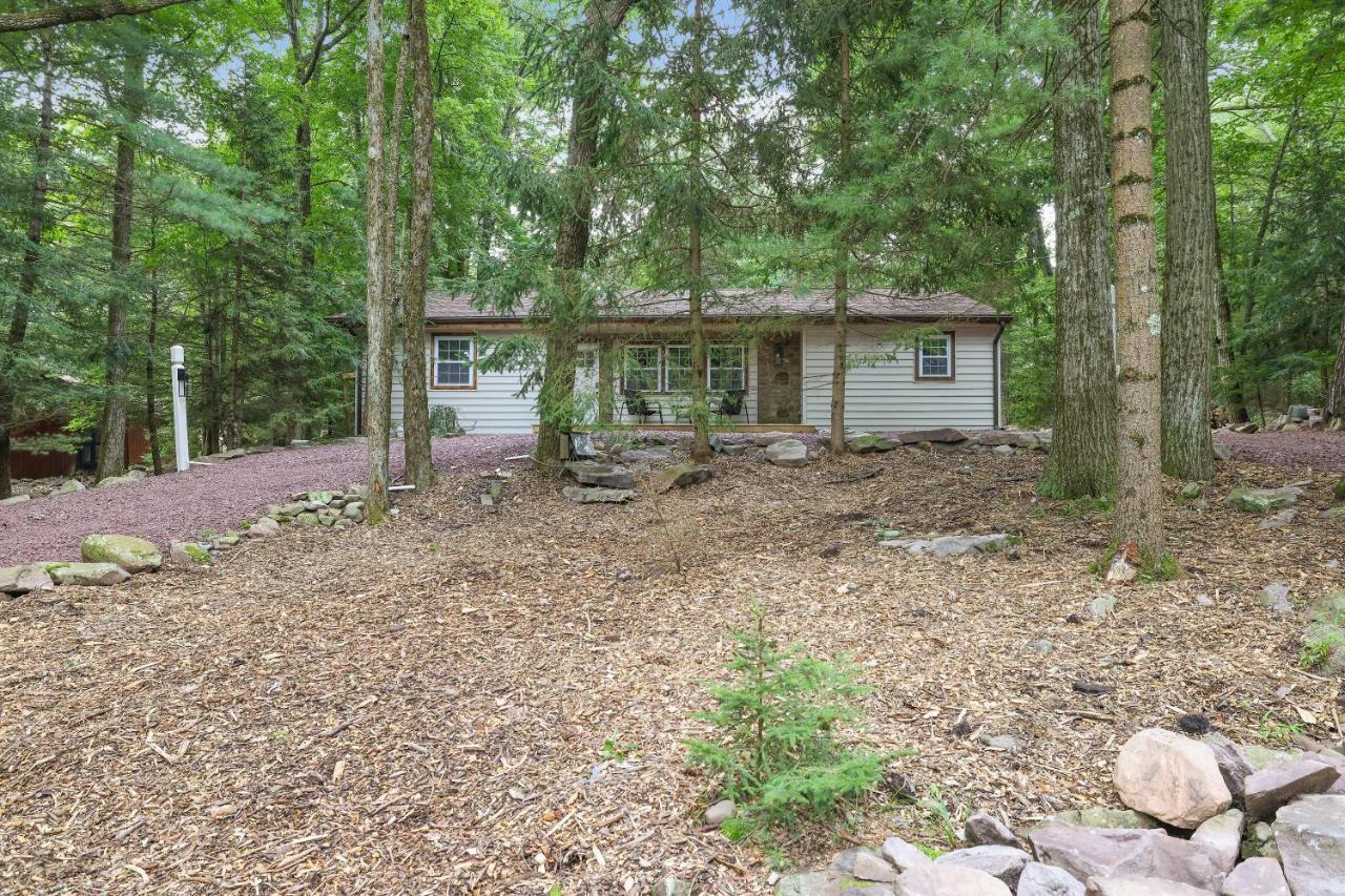 Whiskey Pines Retreat! Single Level Home, Outdoor Firepit, Ac, Bbq! Sleeps 9 In Lake Harmony! 외부 사진