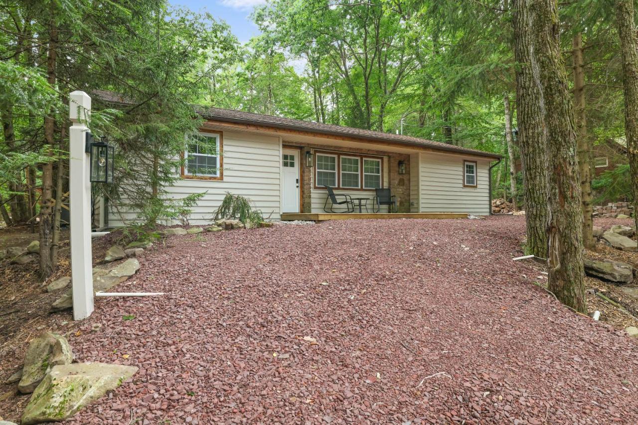 Whiskey Pines Retreat! Single Level Home, Outdoor Firepit, Ac, Bbq! Sleeps 9 In Lake Harmony! 외부 사진